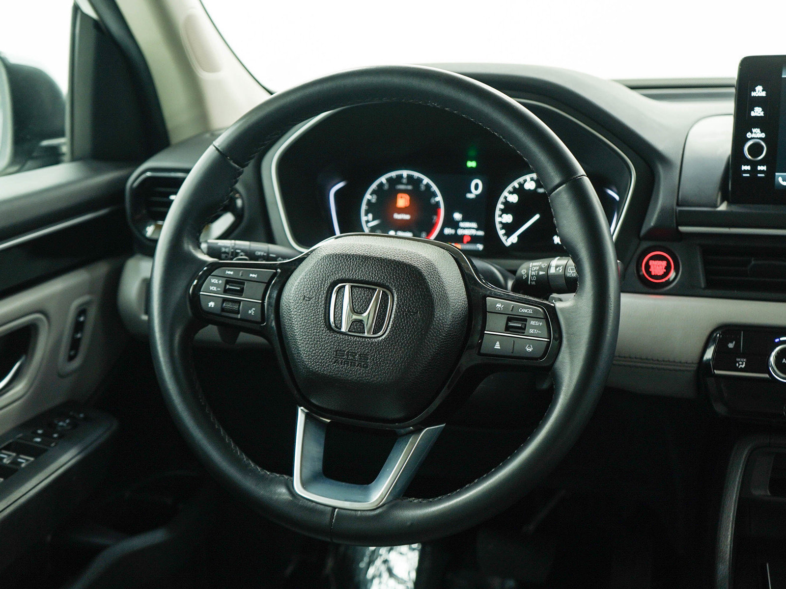 Used 2025 Honda Pilot EX-L image 16