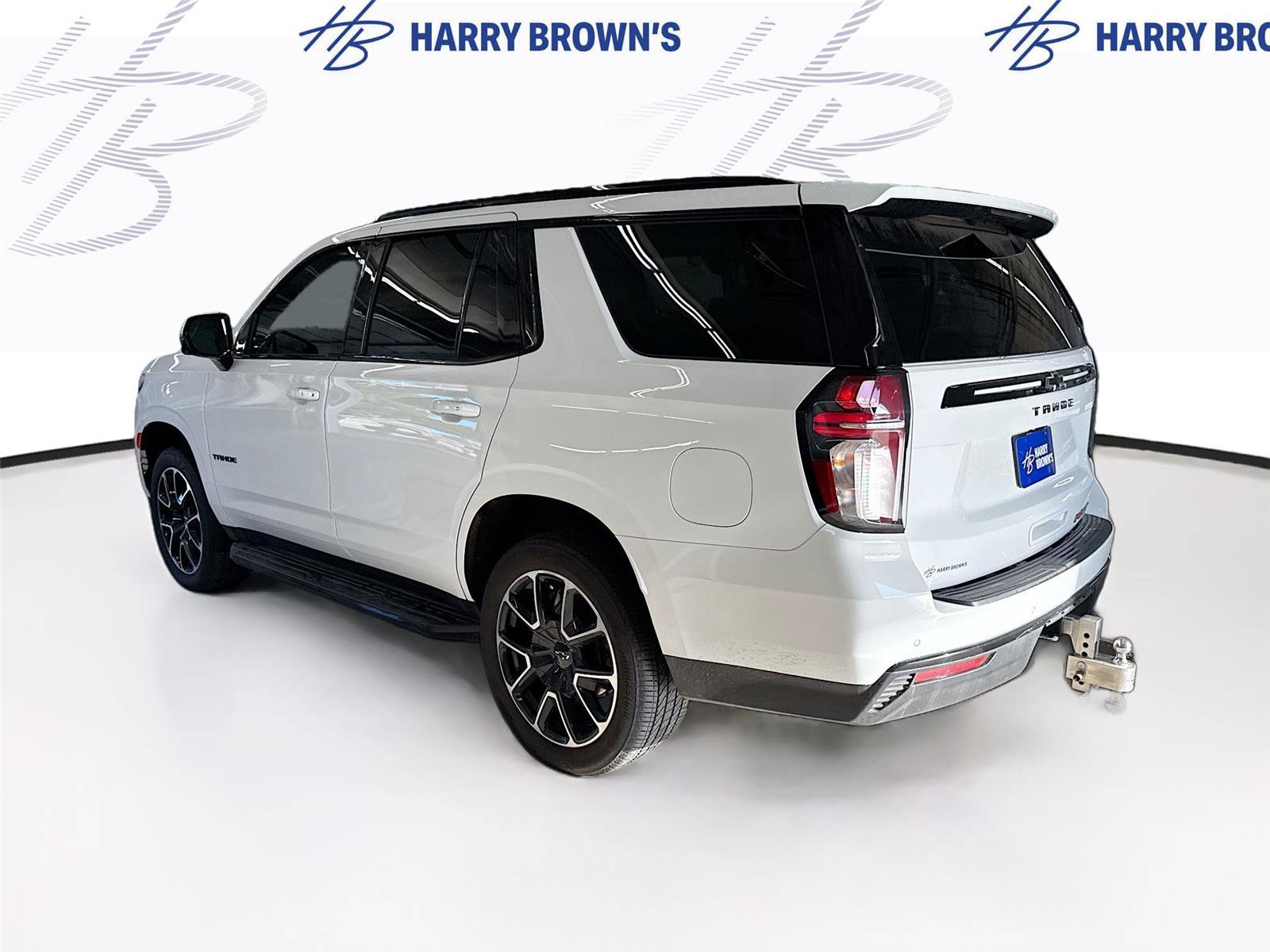 Used 2024 Chevrolet Tahoe RST w/ Luxury Package AWD/4WD image 2