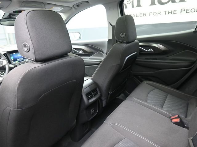 Used 2023 GMC Terrain SLE w/ Driver Convenience Package image 23