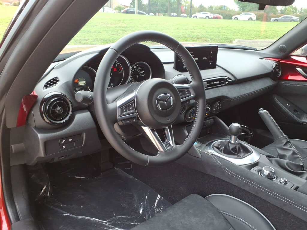 New 2026 MAZDA MX-5 Miata Club w/ Brembo/BBS/Recaro Package RWD image 14