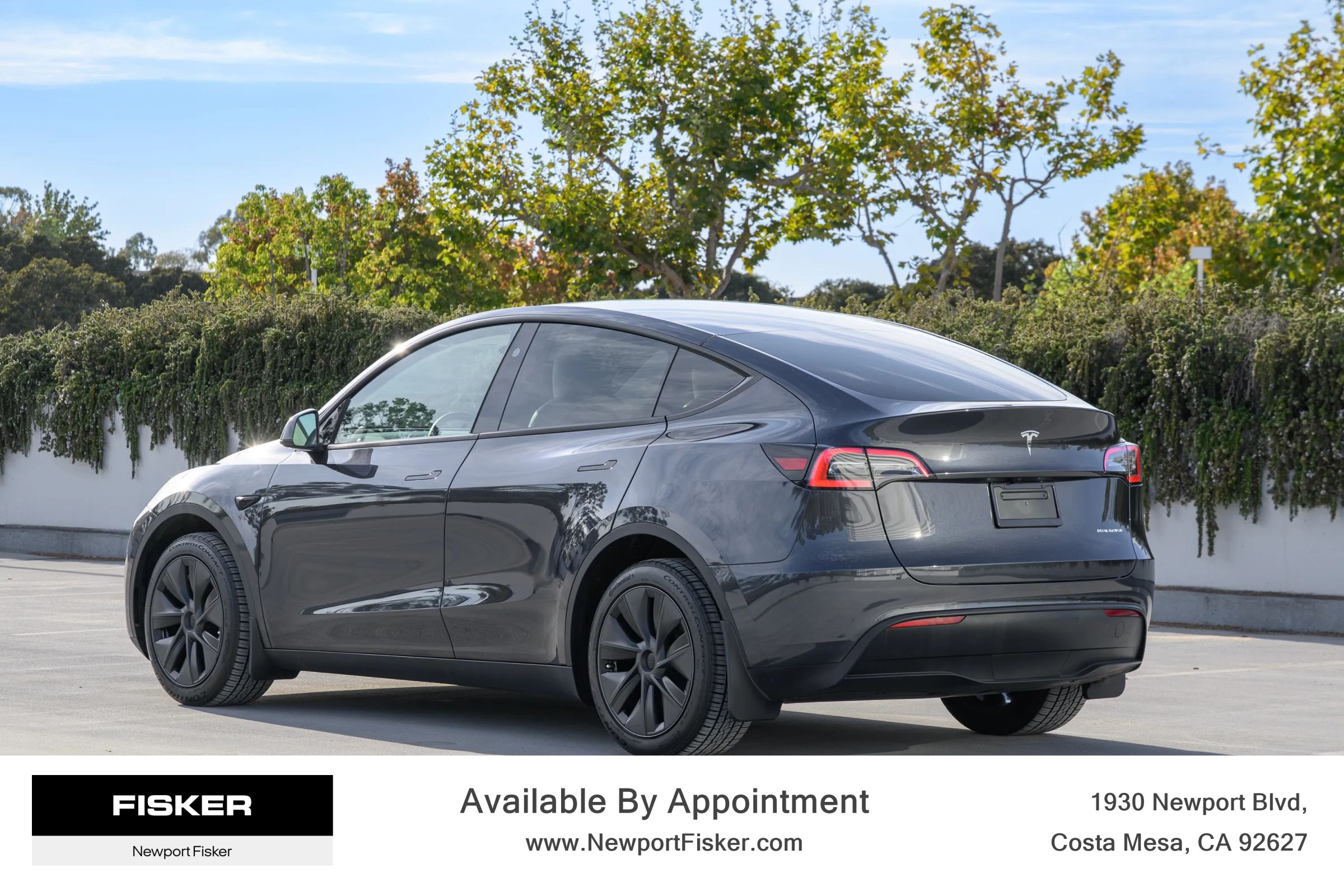 Used 2024 Tesla Model Y Long Range AWD/4WD image 6