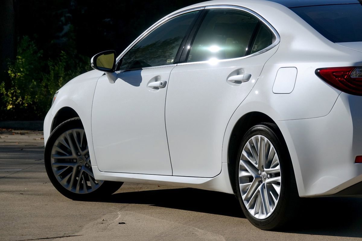 Used 2014 Lexus ES 350 image 32