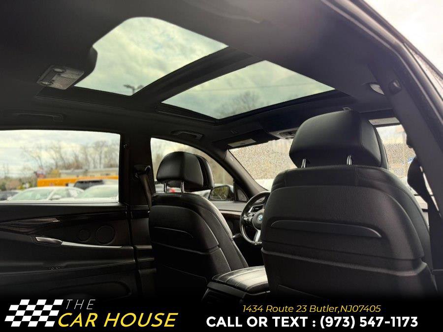 Used 2017 BMW 535i Gran Turismo RWD image 22