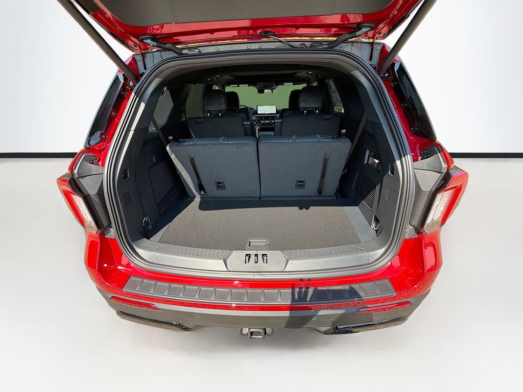New 2026 Ford Explorer ST-Line w/ ST-Line Street Pack AWD/4WD image 38