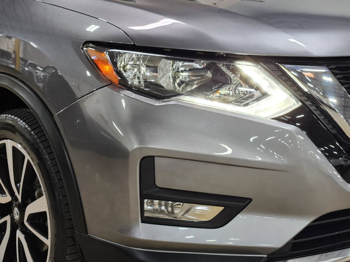 Used 2020 Nissan Rogue SL AWD/4WD image 13