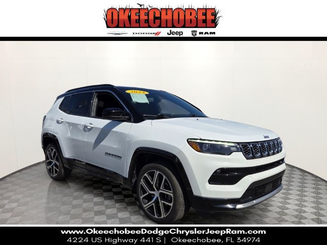 Used 2024 Jeep Compass Limited w/ Elite Group AWD/4WD image 1