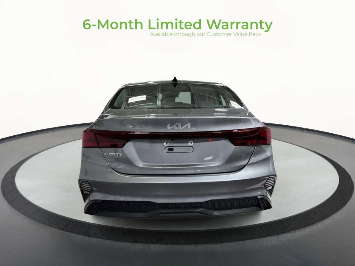 Used 2024 Kia Forte LXS FWD image 6