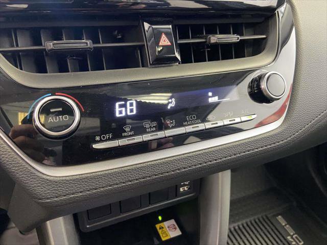 Certified 2022 Toyota Corolla Cross LE w/ Moonroof Package image 25