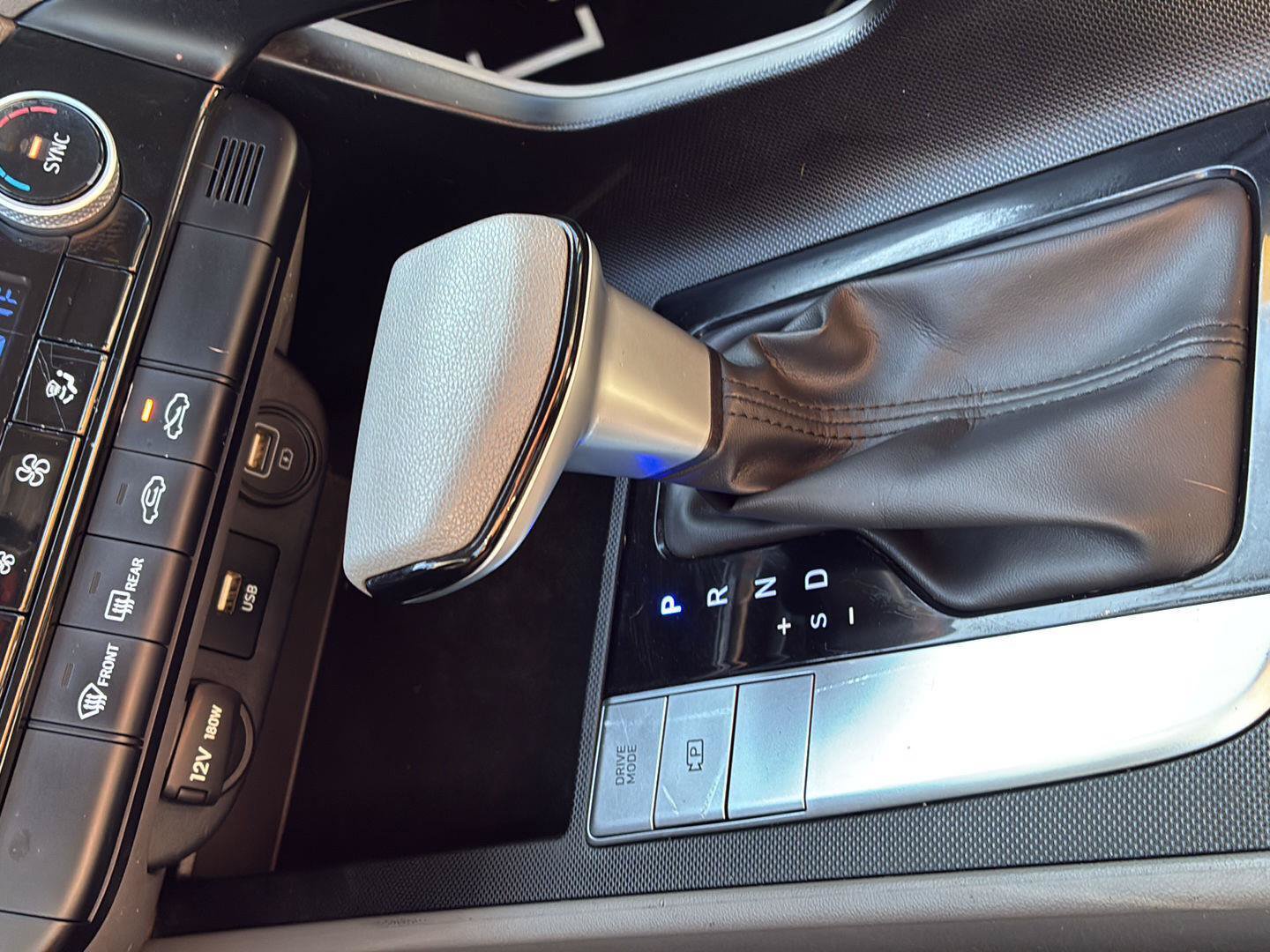Used 2023 Hyundai Elantra SEL FWD image 25