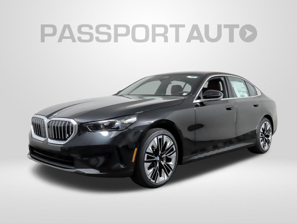 Used 2025 BMW 530i xDrive w/ Premium Package AWD/4WD image 1