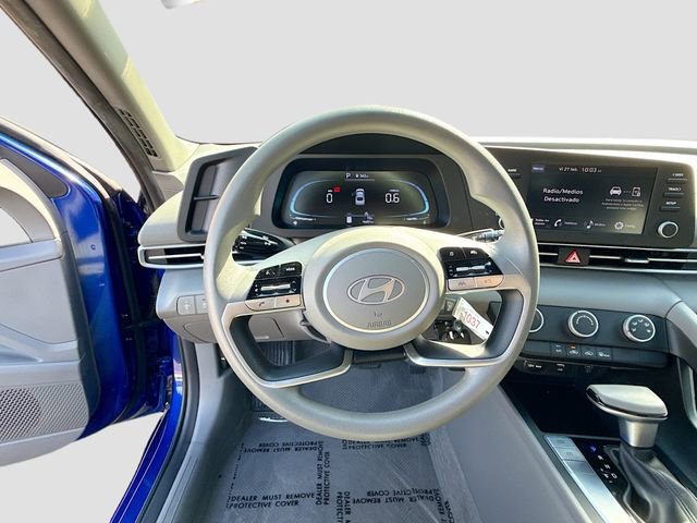 Certified 2024 Hyundai Elantra SE image 11