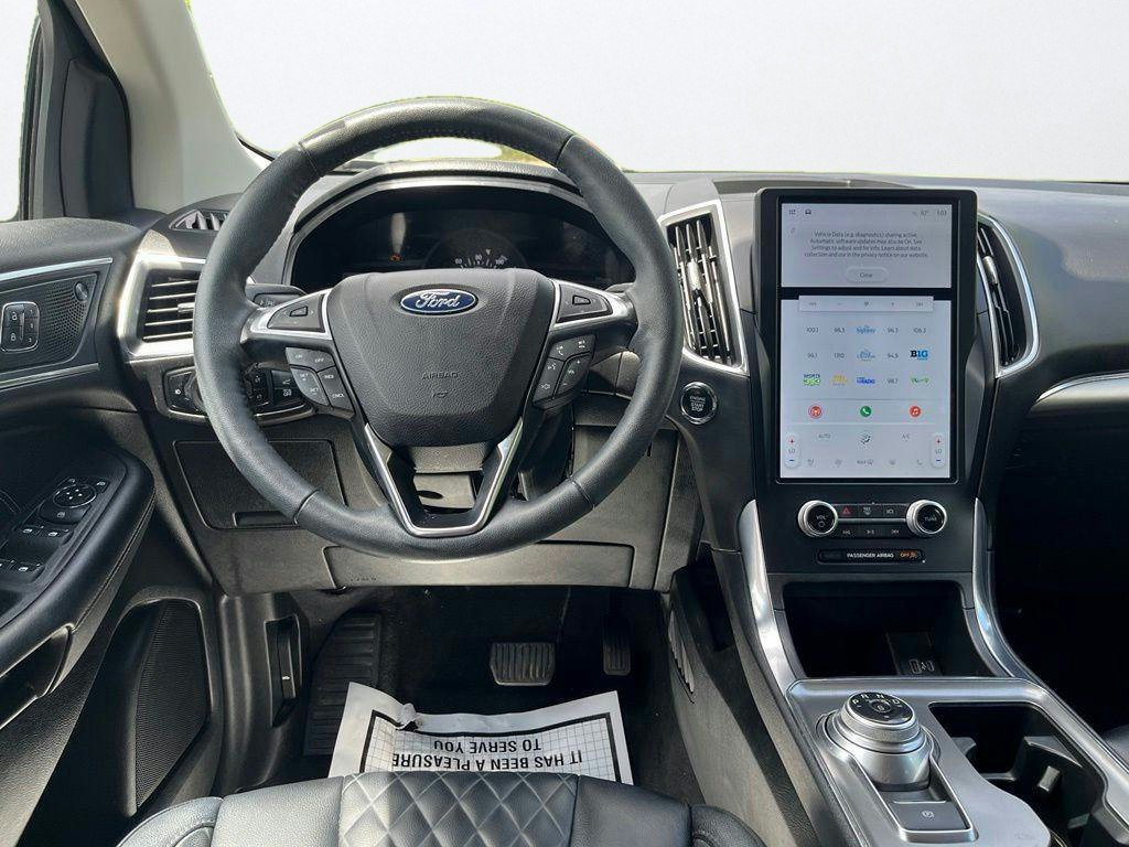 Used 2023 Ford Edge Titanium w/ Cargo Accessory Package AWD/4WD image 18