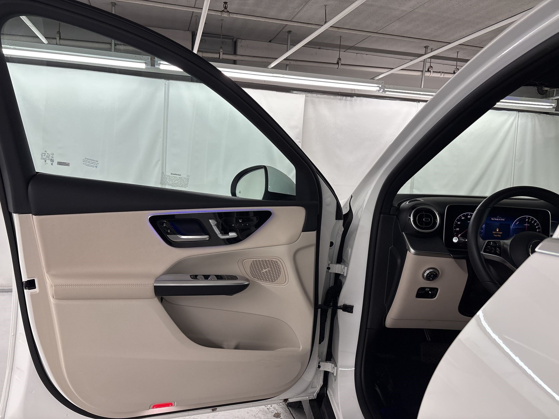 Certified 2025 Mercedes-Benz GLC 350e 4MATIC image 25