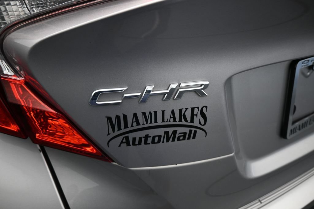 Used 2019 Toyota C-HR XLE FWD image 39