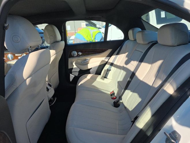 Used 2017 Mercedes-Benz E 300 4MATIC image 13