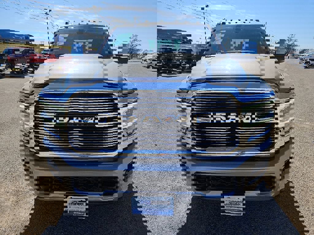 Used 2024 RAM 3500 Laramie image 12