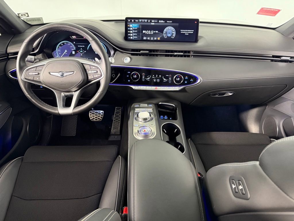 Used 2025 Genesis GV70 2.5T Sport Prestige w/ Sport Prestige Package AWD/4WD image 14