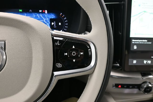 New 2027 Volvo XC60 B5 Ultra AWD/4WD image 25