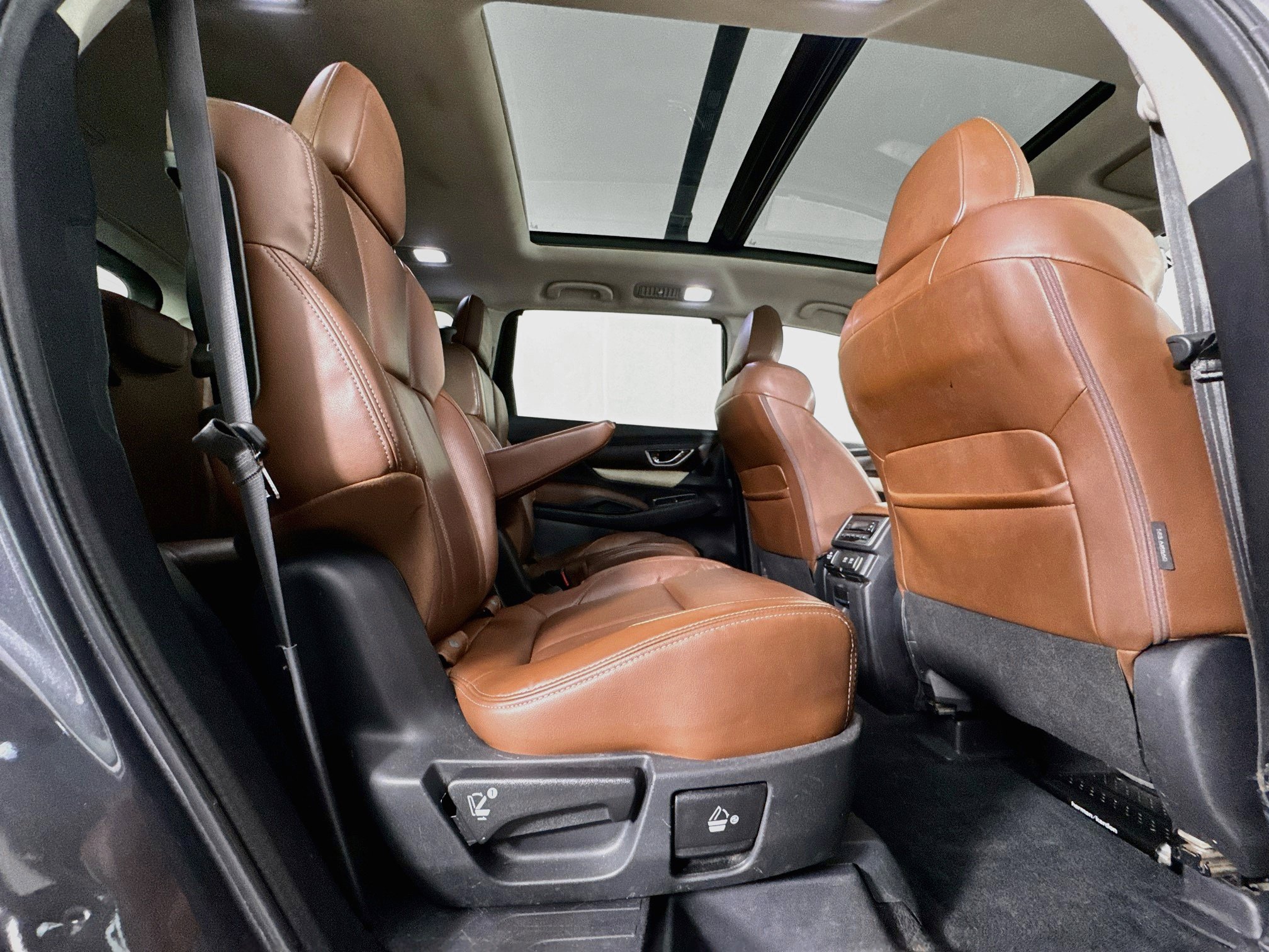 Used 2020 Subaru Ascent Touring AWD/4WD image 31