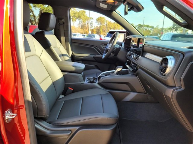 Used 2024 Chevrolet Colorado LT w/ LT Convenience Package III image 23