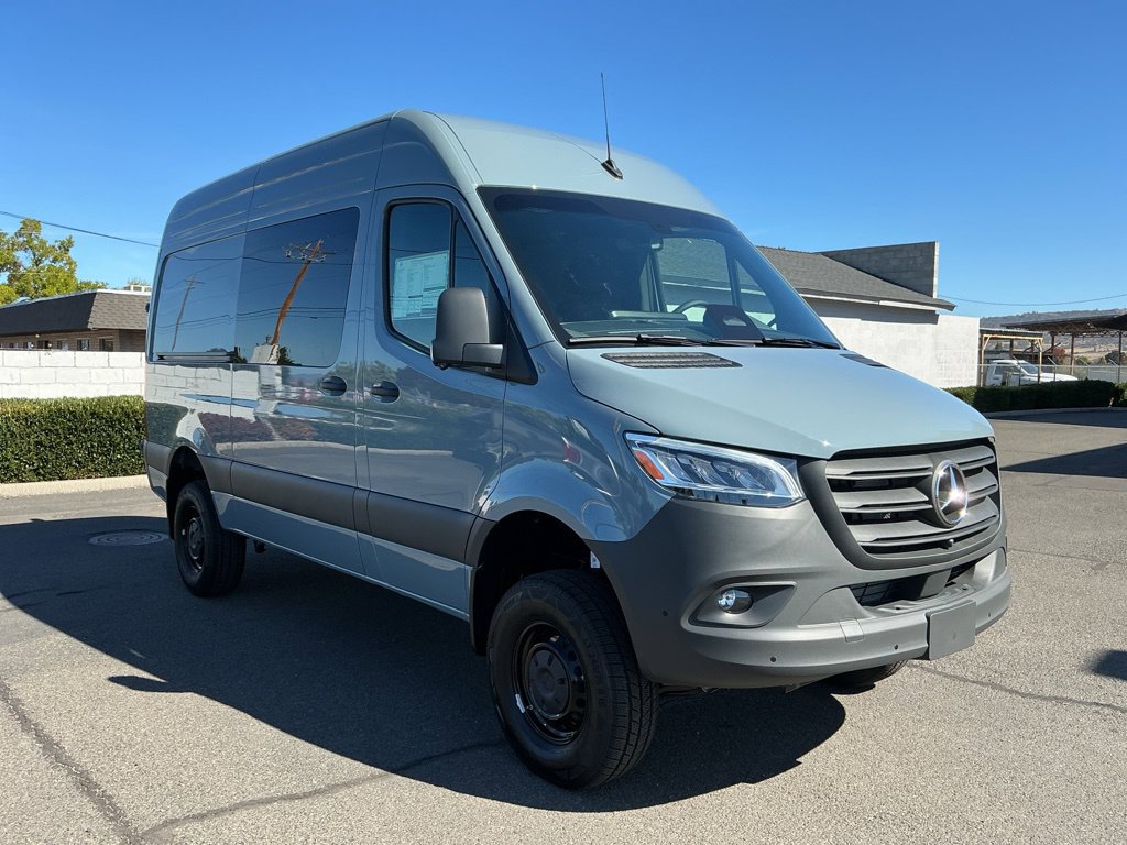 New 2026 Mercedes-Benz Sprinter 2500 image 3