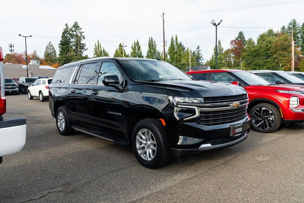Used 2021 Chevrolet Suburban LT AWD/4WD image 26