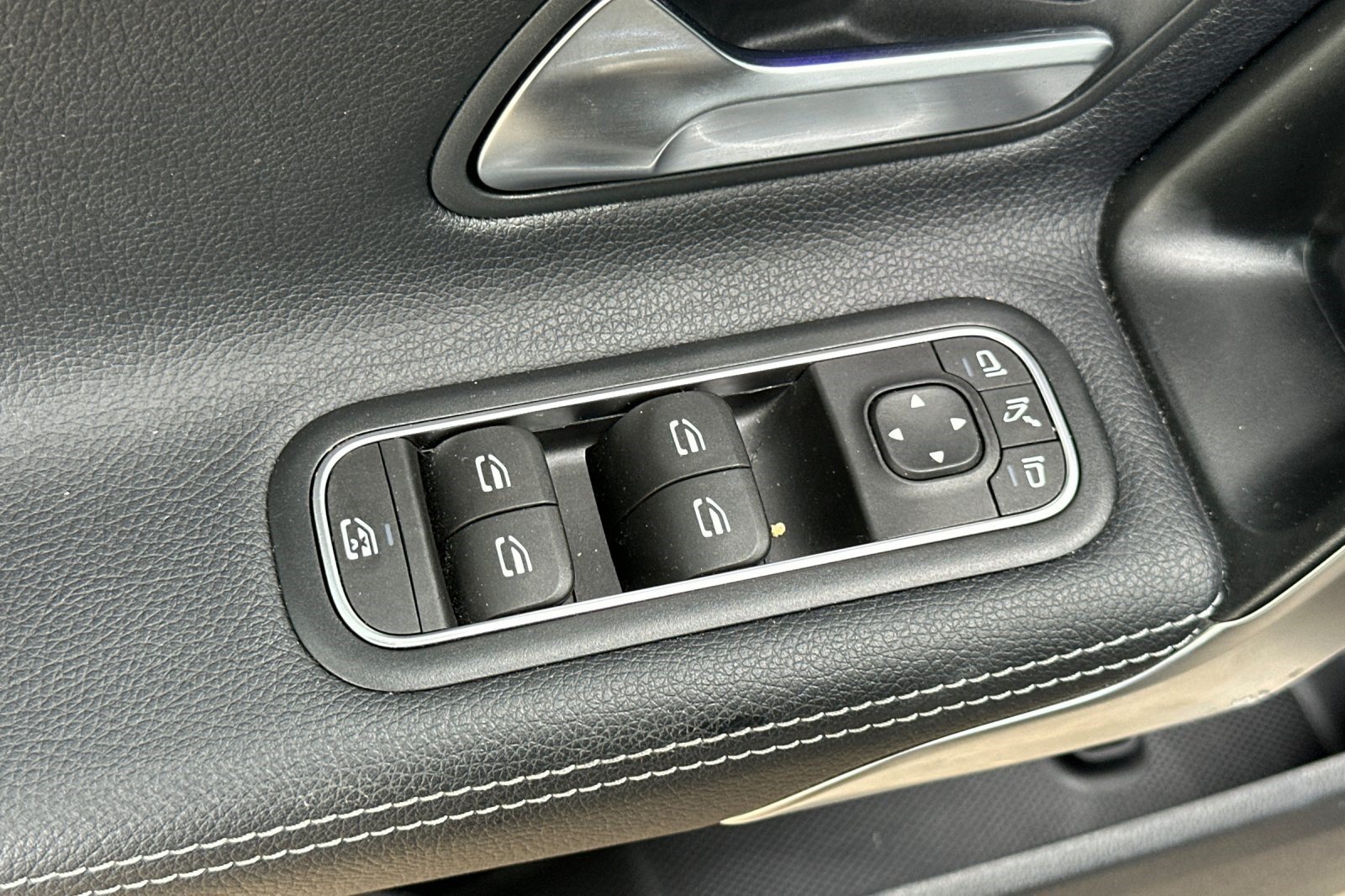 Certified 2025 Mercedes-Benz CLA 250 4MATIC image 13