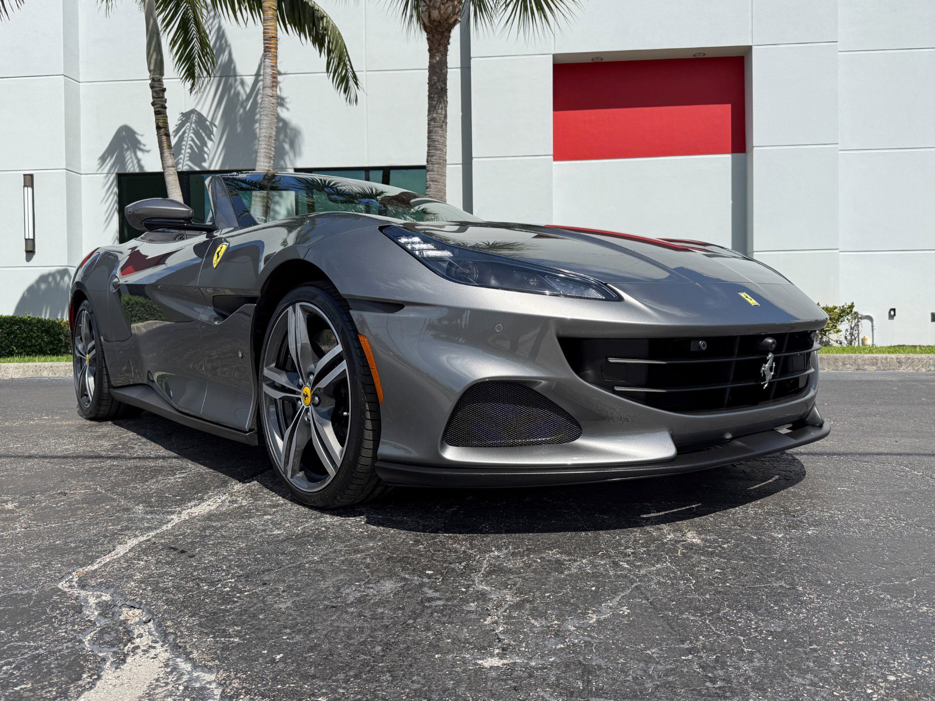 Used 2022 Ferrari Portofino M image 3