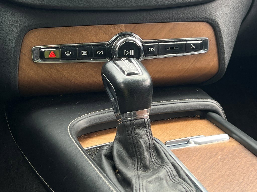 Used 2019 Volvo XC90 T6 Inscription w/ Luxury Package image 25