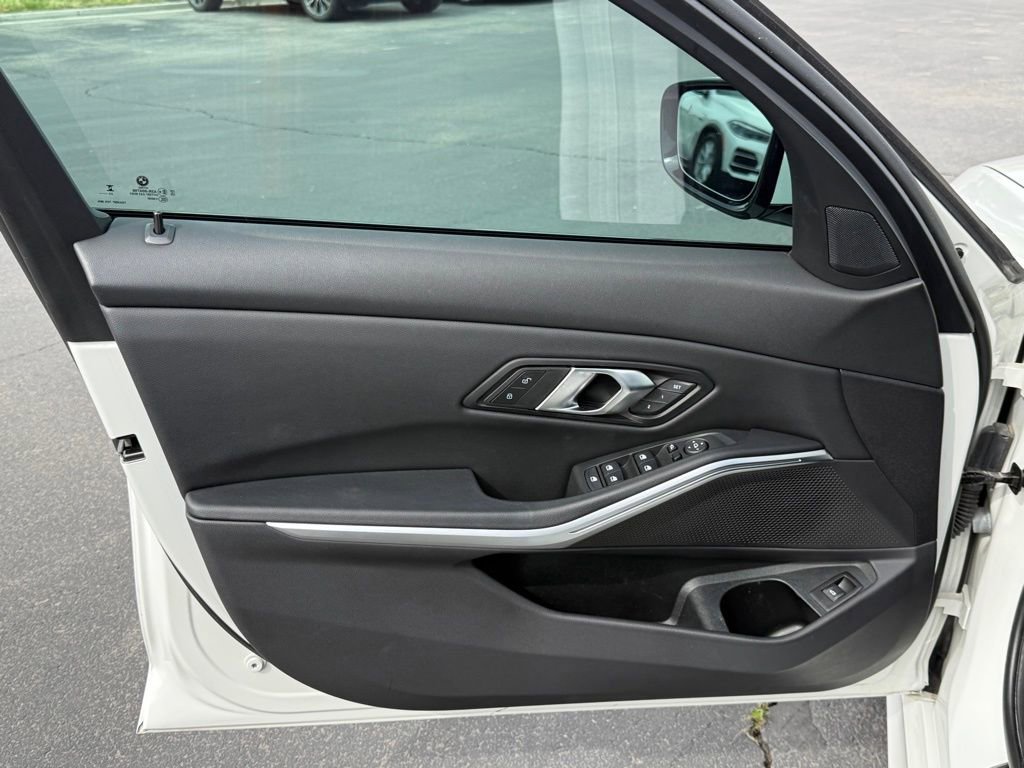 Used 2024 BMW 330i xDrive Sedan w/ M Sport Package image 8