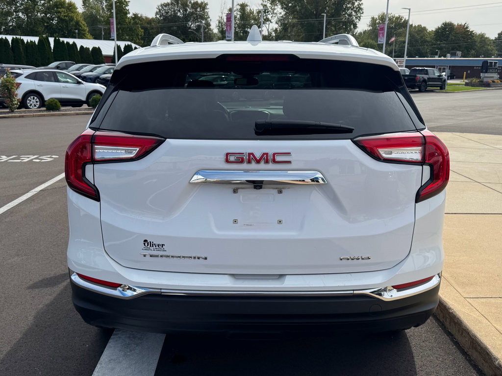 Used 2023 GMC Terrain SLT image 7