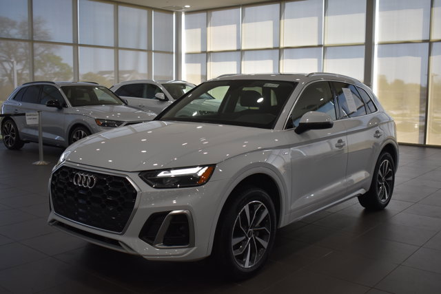 Used 2023 Audi Q5 2.0T Premium w/ Convenience Package AWD/4WD image 6