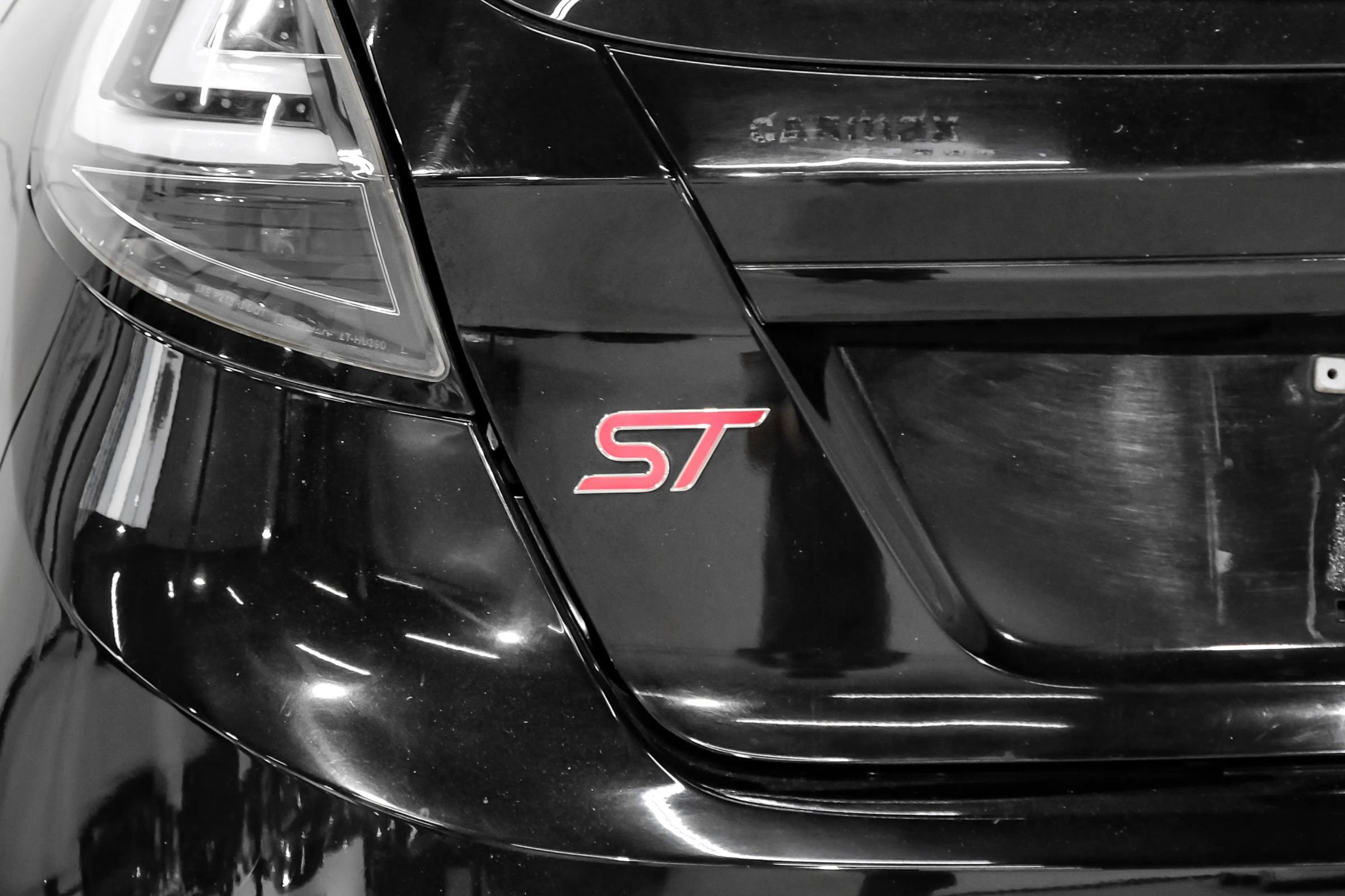 Used 2017 Ford Fiesta ST FWD image 51