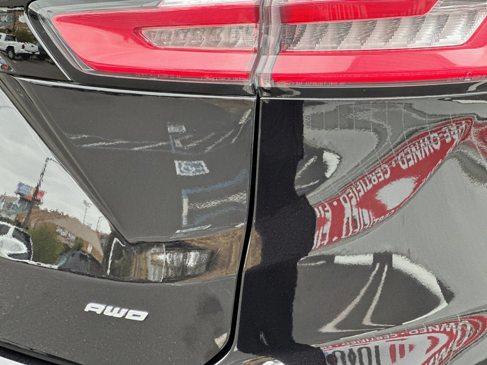 Used 2024 Ford Edge Titanium AWD/4WD image 24