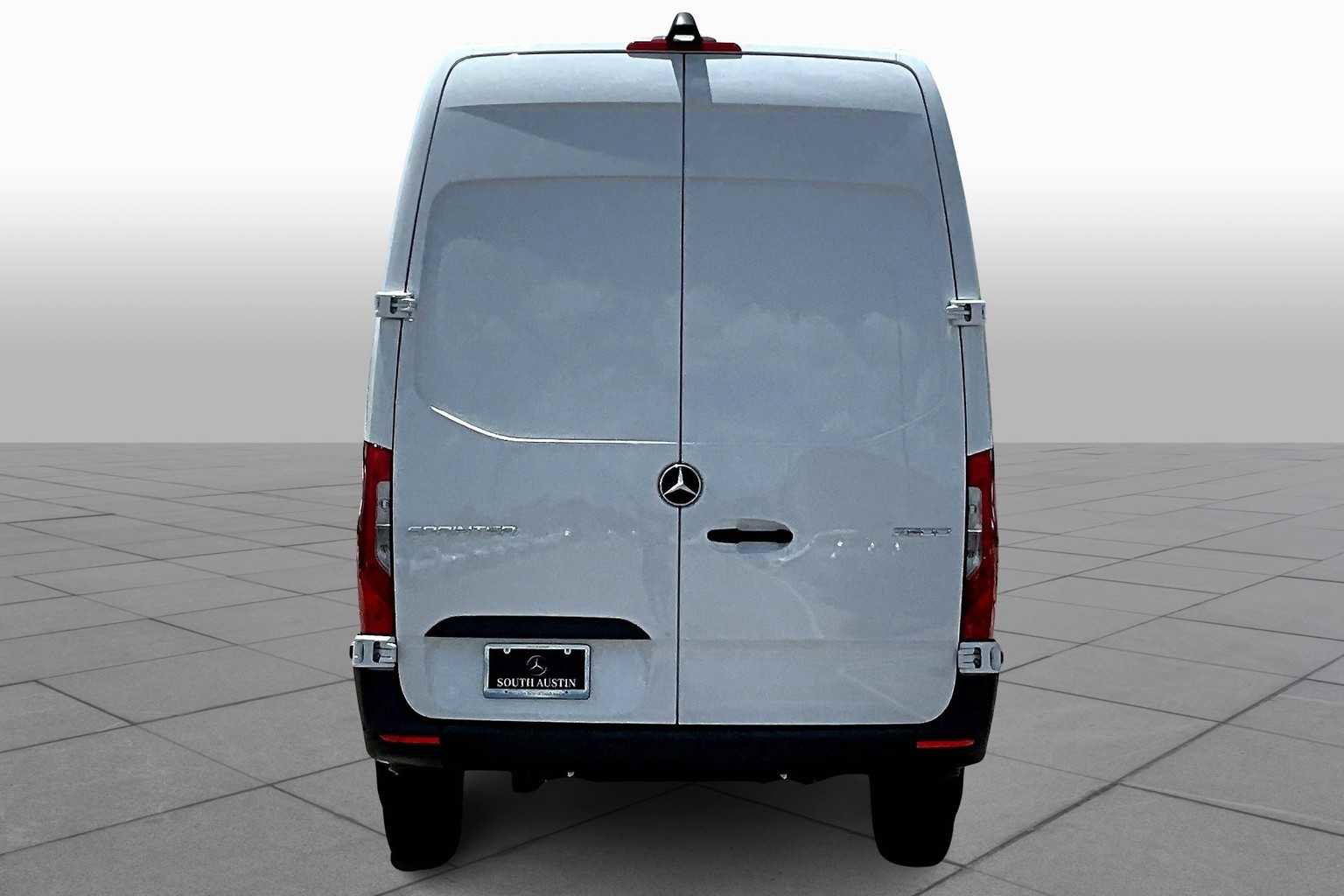 New 2025 Mercedes-Benz Sprinter 2500 image 4