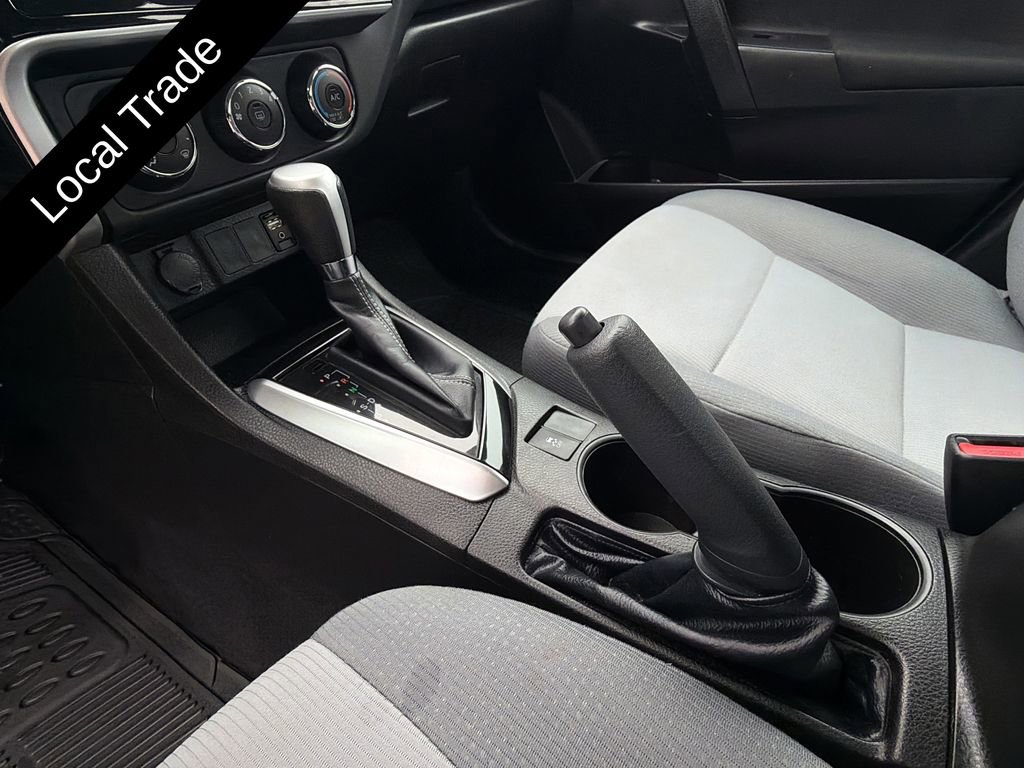 Used 2018 Toyota Corolla L image 12