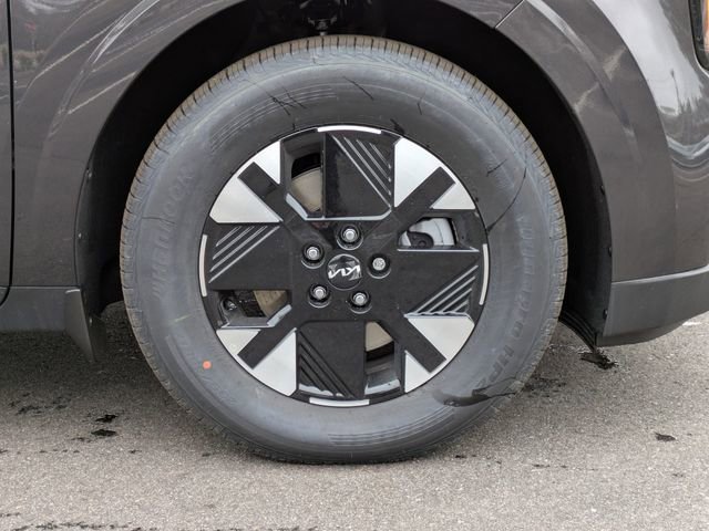 New 2026 Kia Carnival LXS FWD image 11