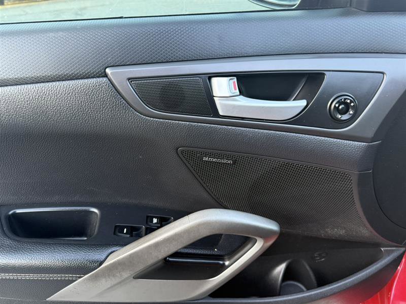 Used 2013 Hyundai Veloster Turbo image 21