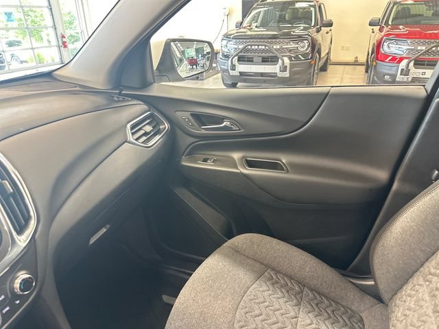 Used 2024 Chevrolet Equinox LT w/ LPO, Floor Liner Package FWD image 24