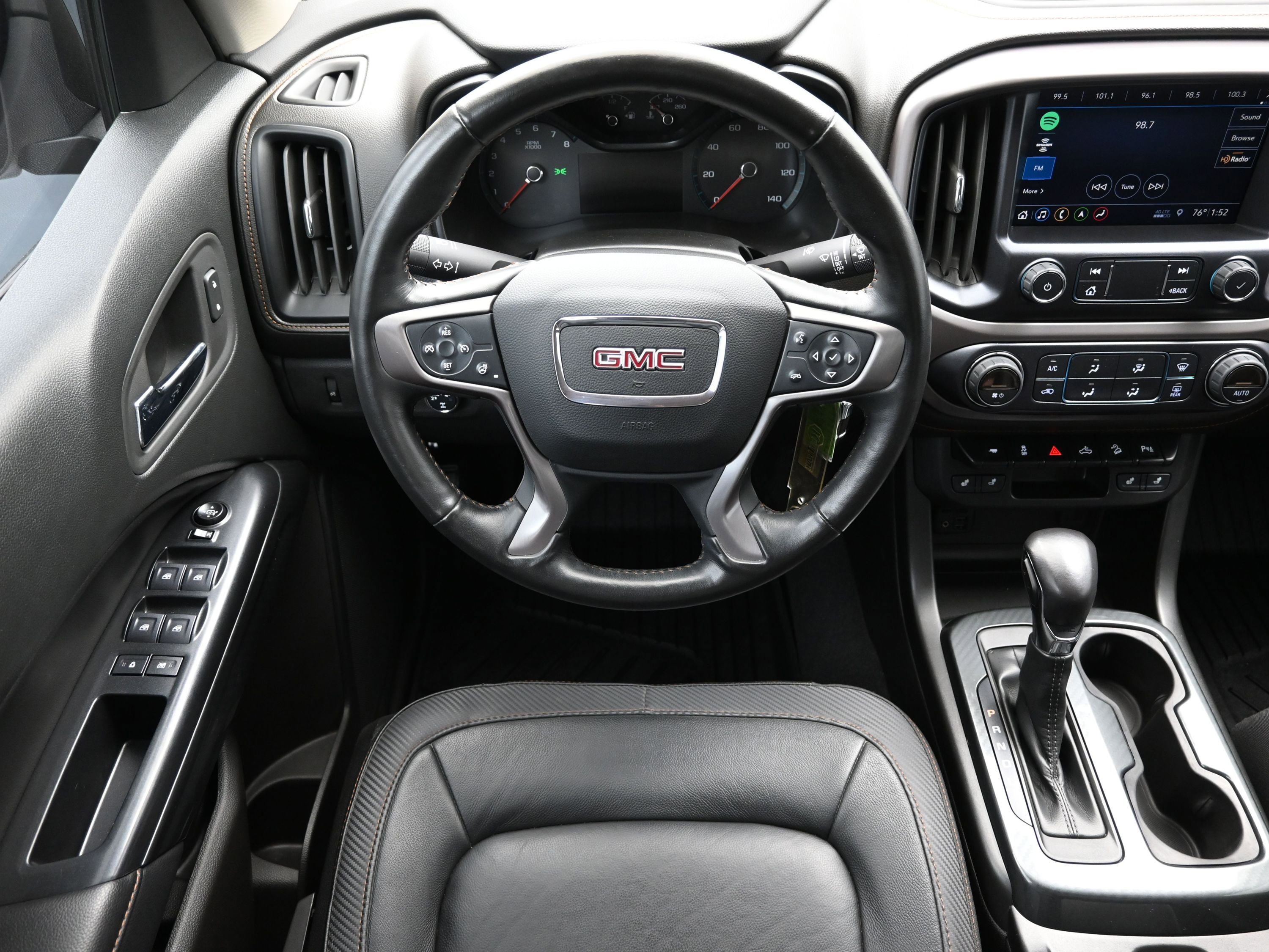 Used 2022 GMC Canyon AT4 w/ Trailering Package image 26