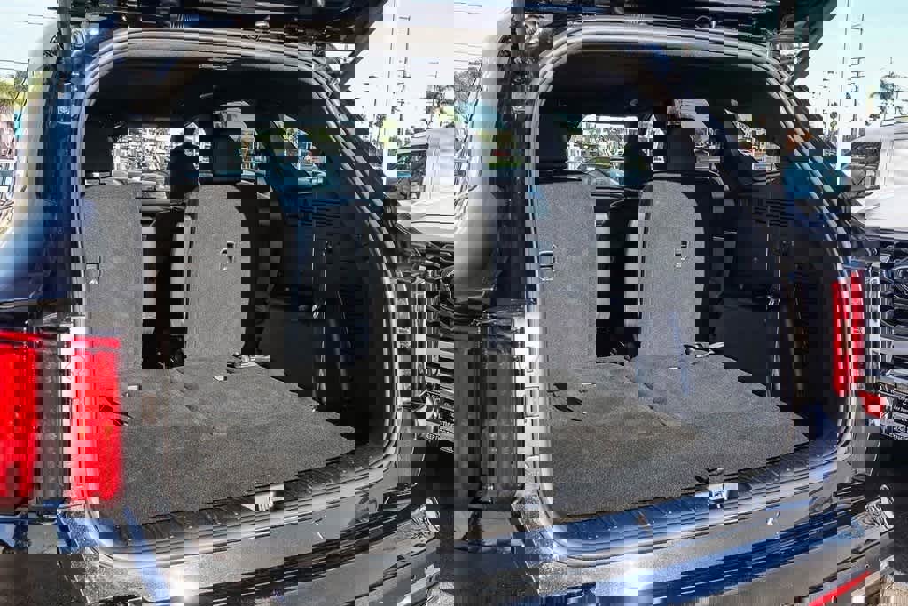 Certified 2023 Kia Sorento SX Prestige image 25