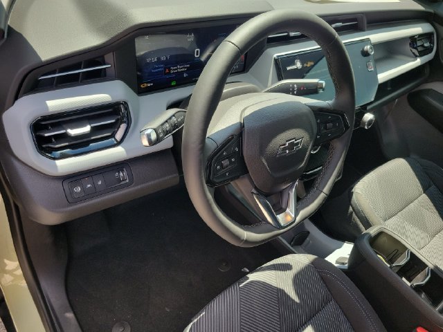 New 2027 Chevrolet Bolt LT w/ Comfort Package FWD image 8