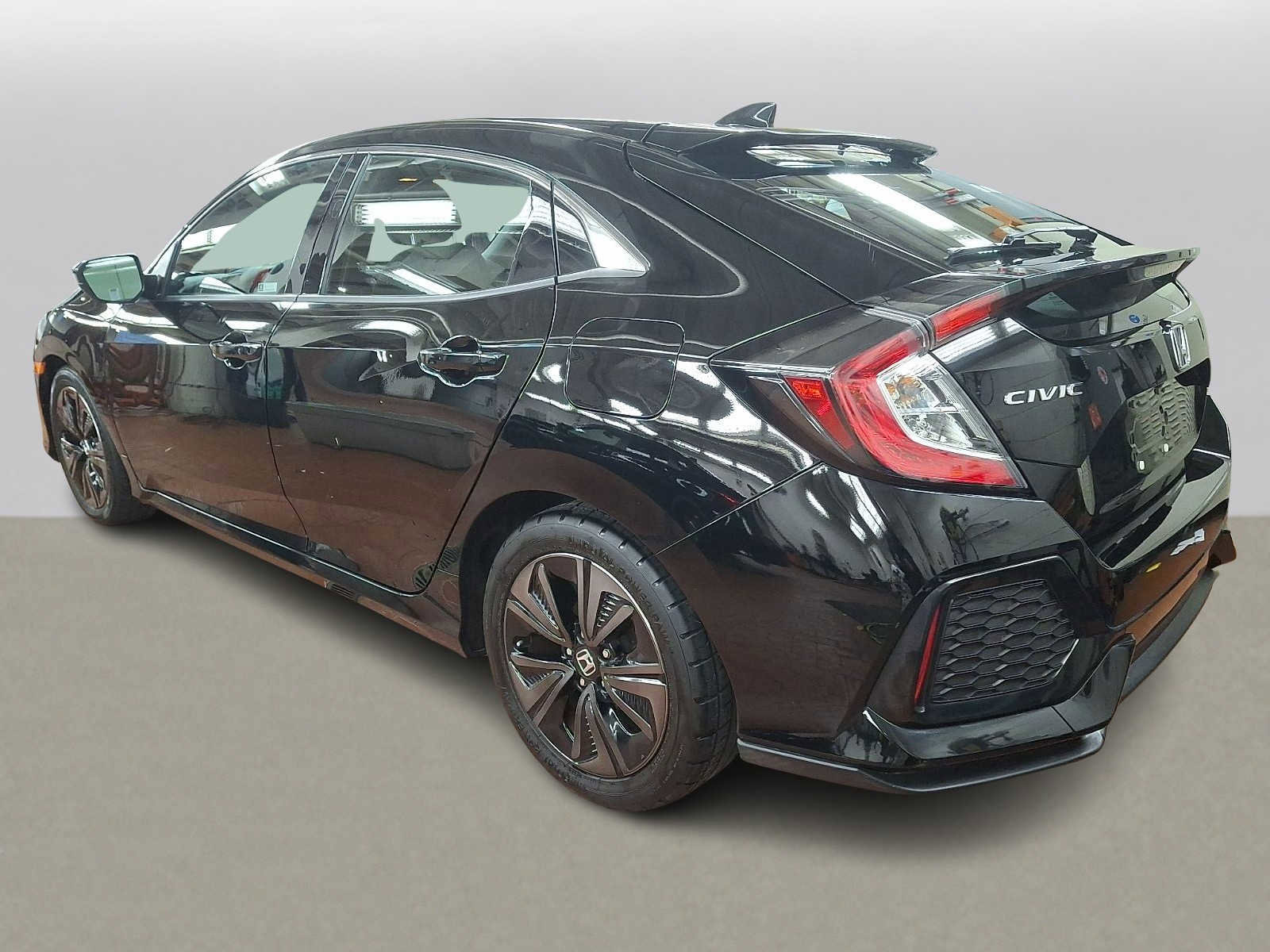 Used 2018 Honda Civic EX image 5
