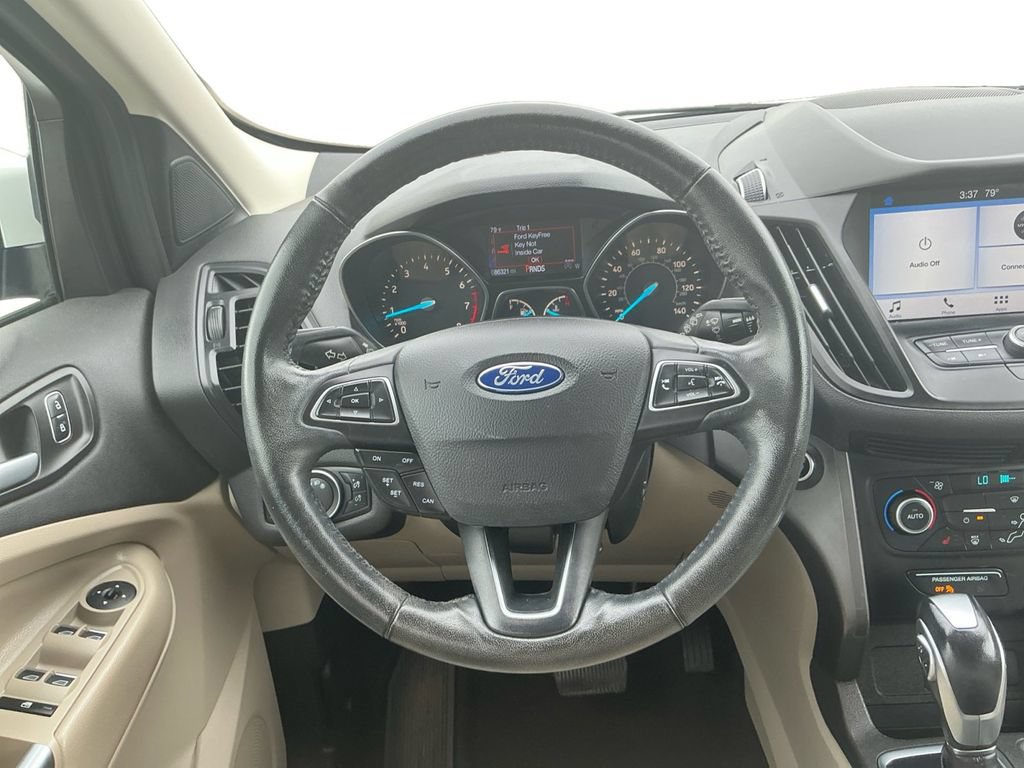 Certified 2019 Ford Escape SEL FWD image 18