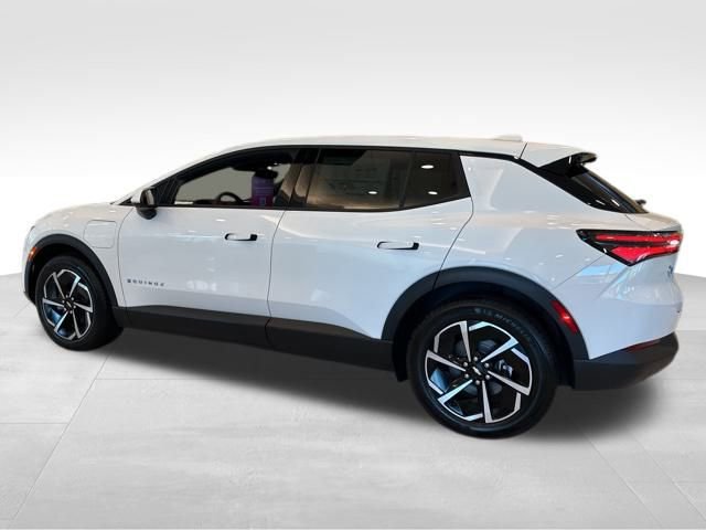 New 2026 Chevrolet Equinox EV LT image 2
