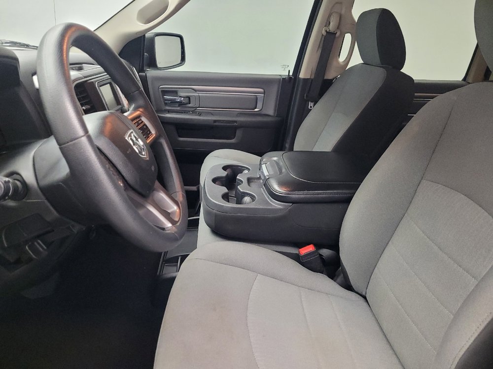 Used 2022 RAM 1500 Classic SLT image 17