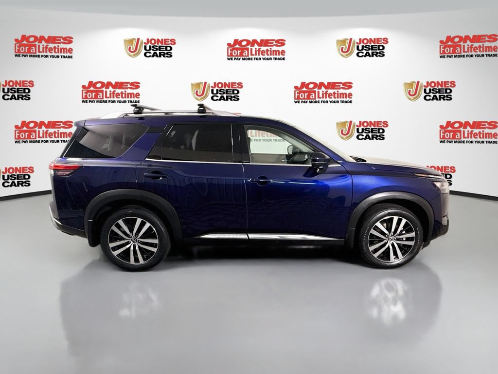 Certified 2024 Nissan Pathfinder Platinum w/ Black Appearance Package AWD/4WD image 19