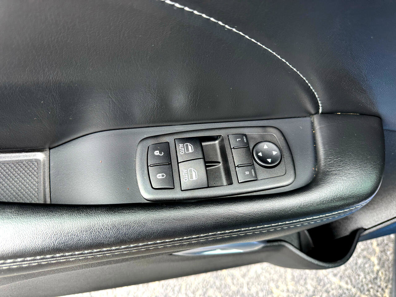 Used 2023 Dodge Challenger R/T w/ Plus Package image 14