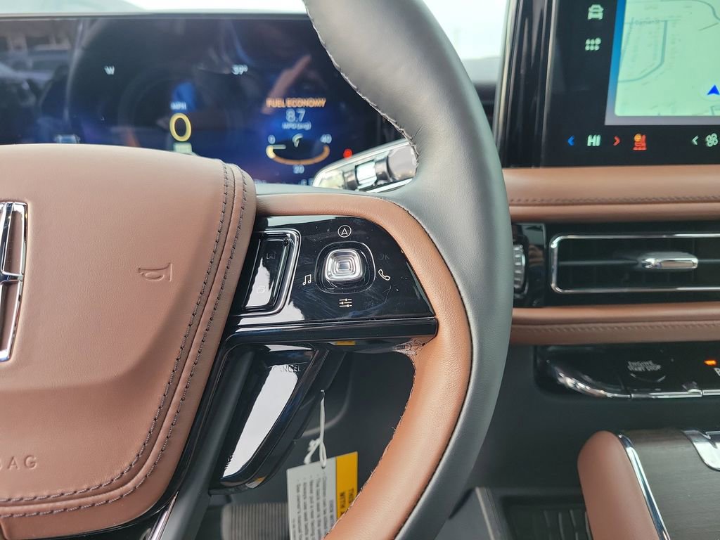 New 2026 Lincoln Aviator Reserve AWD/4WD image 25