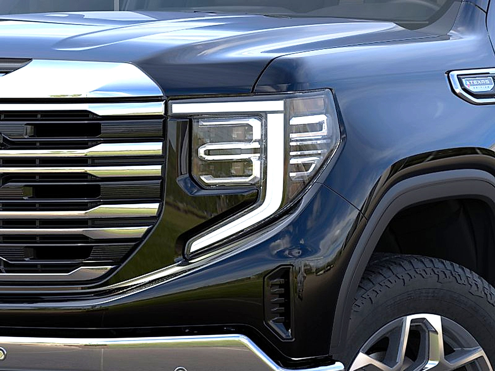 New 2026 GMC Sierra 1500 SLT AWD/4WD image 10